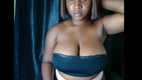 Sonia online show from 06/16/26, 01:41