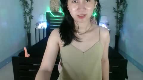 Rihanna online show from 09/28/25, 01:27