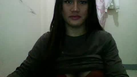 Snapshot of wetdreamasiax chatting on 01/11/26, 06:57 jess online show from 01/11/26, 06:57