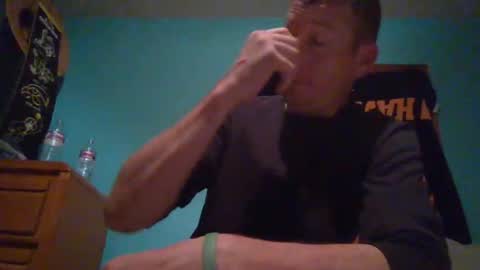 wetduck77777 online show from 10/17/25, 09:34