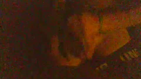 Snapshot of wetduck77777 chatting on 11/18/25, 09:36 wetduck77777 online show from 11/18/25, 09:36