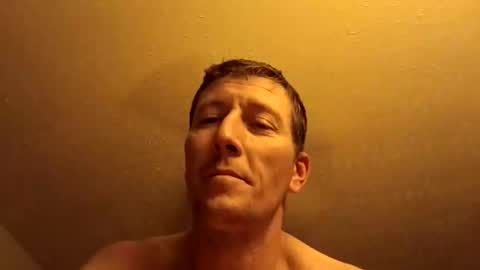 Snapshot of wetduck77777 chatting on 03/29/26, 10:37 wetduck77777 online show from 03/29/26, 10:37