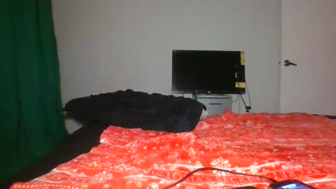 Kylie online show from 12/25/24, 01:42