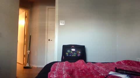 Kylie online show from 02/08/25, 10:08