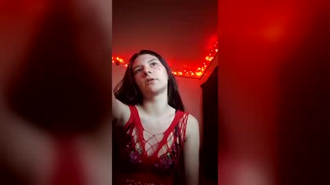 wetlilys online show from 07/25/26, 02:09