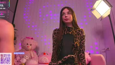 Snapshot of wetmafia chatting on 04/02/26, 10:18 Asya Mark online show from 04/02/26, 10:18