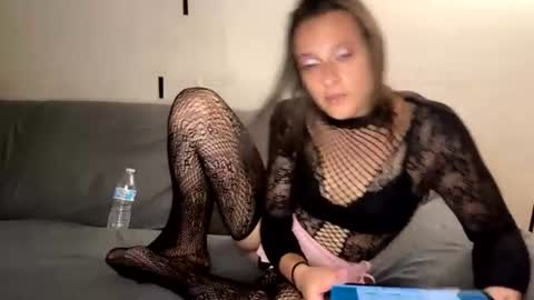 wetpanties_foryou online show from 06/24/26, 08:13