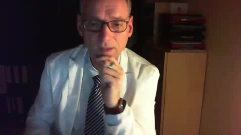 Franz online show from 12/30/24, 05:23