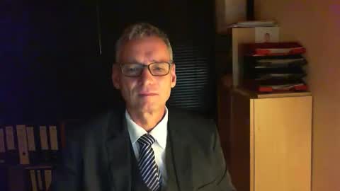 Franz online show from 10/18/25, 07:58