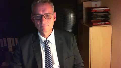 Franz online show from 10/23/25, 04:28