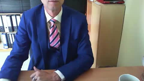 Franz online show from 06/09/26, 08:04