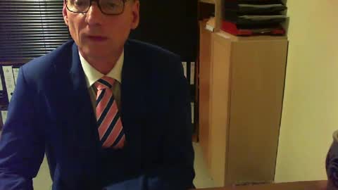 Franz online show from 06/19/26, 05:39