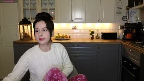 Victoria Maria online show from 01/13/25, 07:11