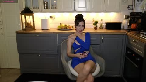 Victoria Maria online show from 01/13/25, 10:14