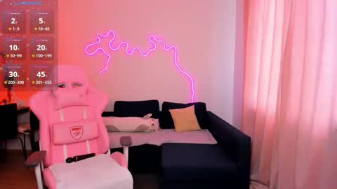 Kate online show from 10/15/25, 08:36