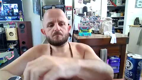 Snapshot of wheelzie chatting on 02/01/25, 03:08 wheelzie online show from 02/01/25, 03:08