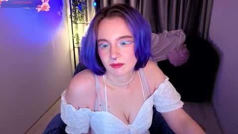 RunayWitch online show from 10/23/25, 09:24