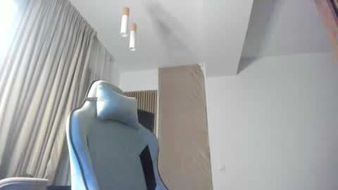 Michael online show from 11/23/25, 09:47