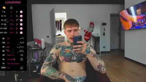 Max online show from 12/12/24, 11:18