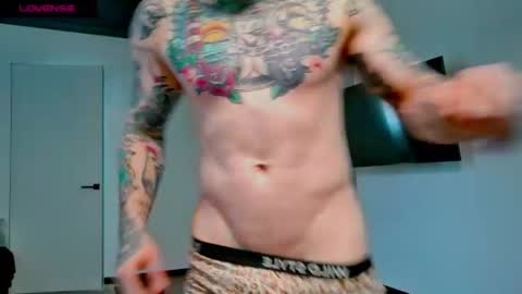 Max online show from 06/13/26, 08:23