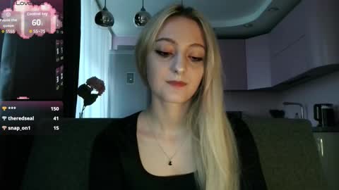 Lina online show from 09/11/25, 04:18