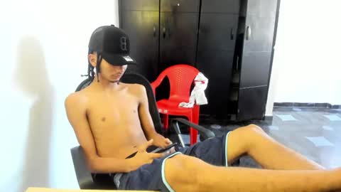 white online show from 07/05/26, 06:48