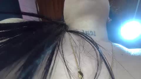 white_sexy_ online show from 01/22/25, 01:11