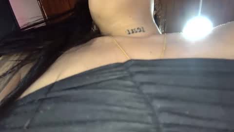 white_sexy_ online show from 01/25/25, 12:47