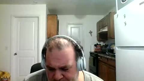 Tony Floyd online show from 12/18/25, 04:51