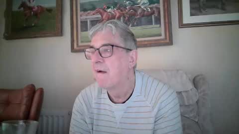 whitebriefs009 online show from 10/02/25, 08:32