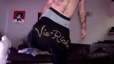 just  str8 stud nut  1000 online show from 12/03/24, 07:33