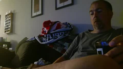 Snapshot of whitemi72975 chatting on 11/09/25, 02:10 Whitey online show from 11/09/25, 02:10