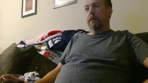 Snapshot of whitemi72975 chatting on 11/30/25, 02:04 Whitey online show from 11/30/25, 02:04