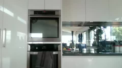 whitepantieman online show from 01/12/25, 10:54