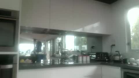 whitepantieman online show from 01/19/25, 09:55