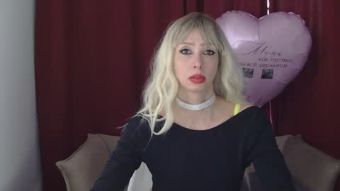 White Queen online show from 01/11/25, 11:56