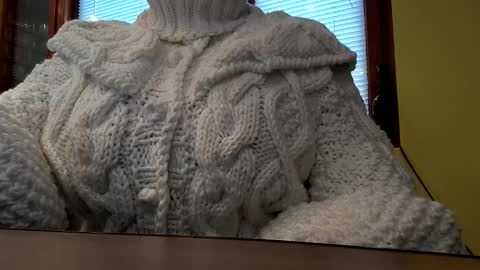 Snapshot of whitesweater chatting on 10/08/25, 07:06 whitesweater online show from 10/08/25, 07:06