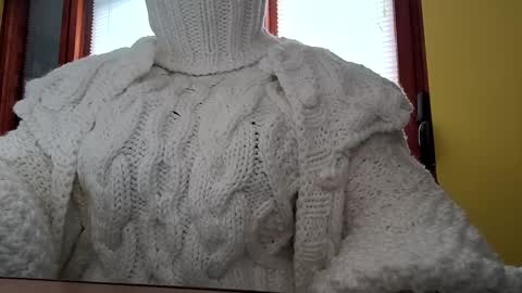 Snapshot of whitesweater chatting on 11/05/25, 07:08 whitesweater online show from 11/05/25, 07:08