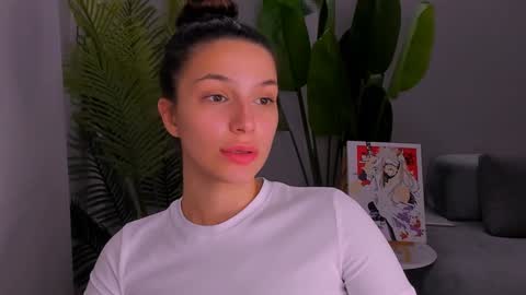 Snapshot of whoislulu chatting on 12/07/24, 05:42 whoislulu online show from 12/07/24, 05:42