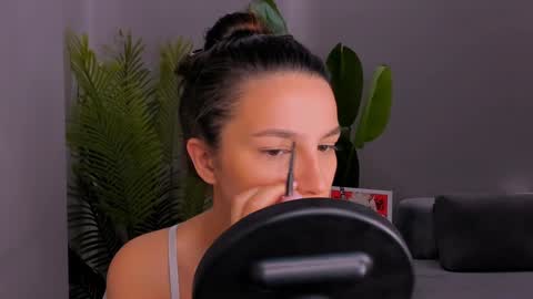 Snapshot of whoislulu chatting on 12/14/24, 07:25 whoislulu online show from 12/14/24, 07:25