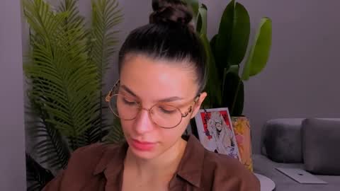 Snapshot of whoislulu chatting on 01/20/25, 08:40 whoislulu online show from 01/20/25, 08:40