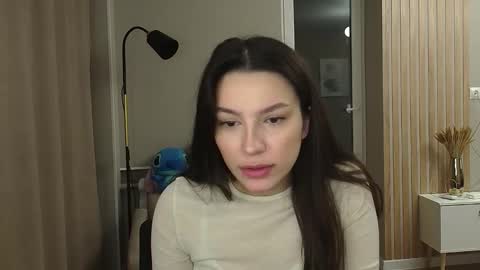 Snapshot of whoislulu chatting on 03/01/25, 06:43 whoislulu online show from 03/01/25, 06:43