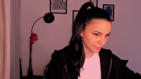 Snapshot of whoislulu chatting on 09/14/25, 08:41 whoislulu online show from 09/14/25, 08:41