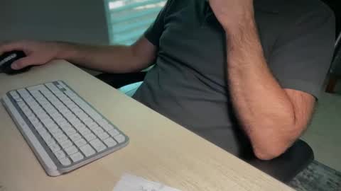 Snapshot of whoisthere_new chatting on 10/03/25, 01:19 whoisthere_new online show from 10/03/25, 01:19