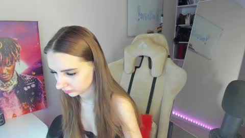 Abby  online show from 12/04/24, 02:09