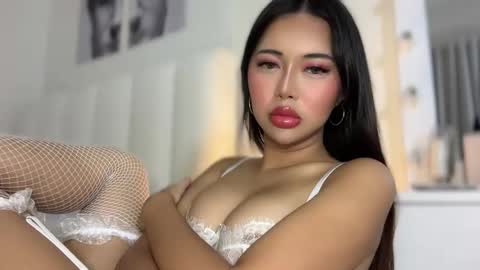 Snapshot of whoss_sofia chatting on 03/26/26, 07:08 Sofia online show from 03/26/26, 07:08