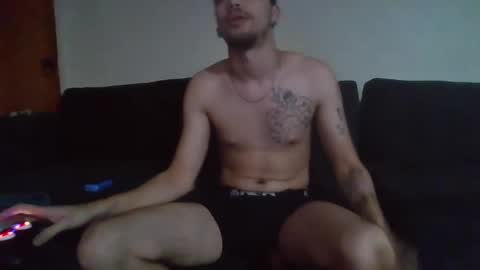 whosten0 online show from 09/28/25, 12:38