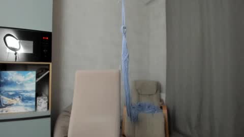 Veronica online show from 10/12/25, 06:18