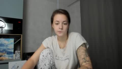 Veronica online show from 12/03/25, 02:15