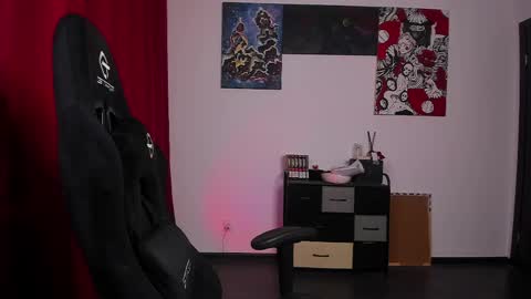 VI online show from 05/12/26, 06:49